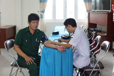 Khám cấp thuốc miễn phí tại X.Long Hưng, TP. Biên Hòa, ĐN
